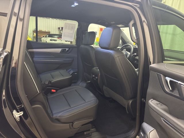 Used 2025 Buick Enclave Preferred image 14