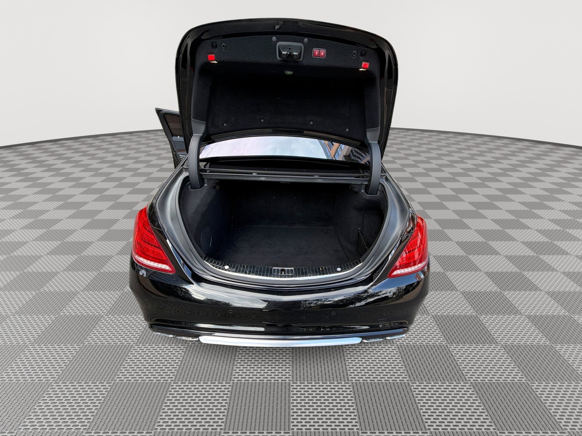 Used 2015 Mercedes-Benz S 63 AMG 4MATIC Sedan image 21