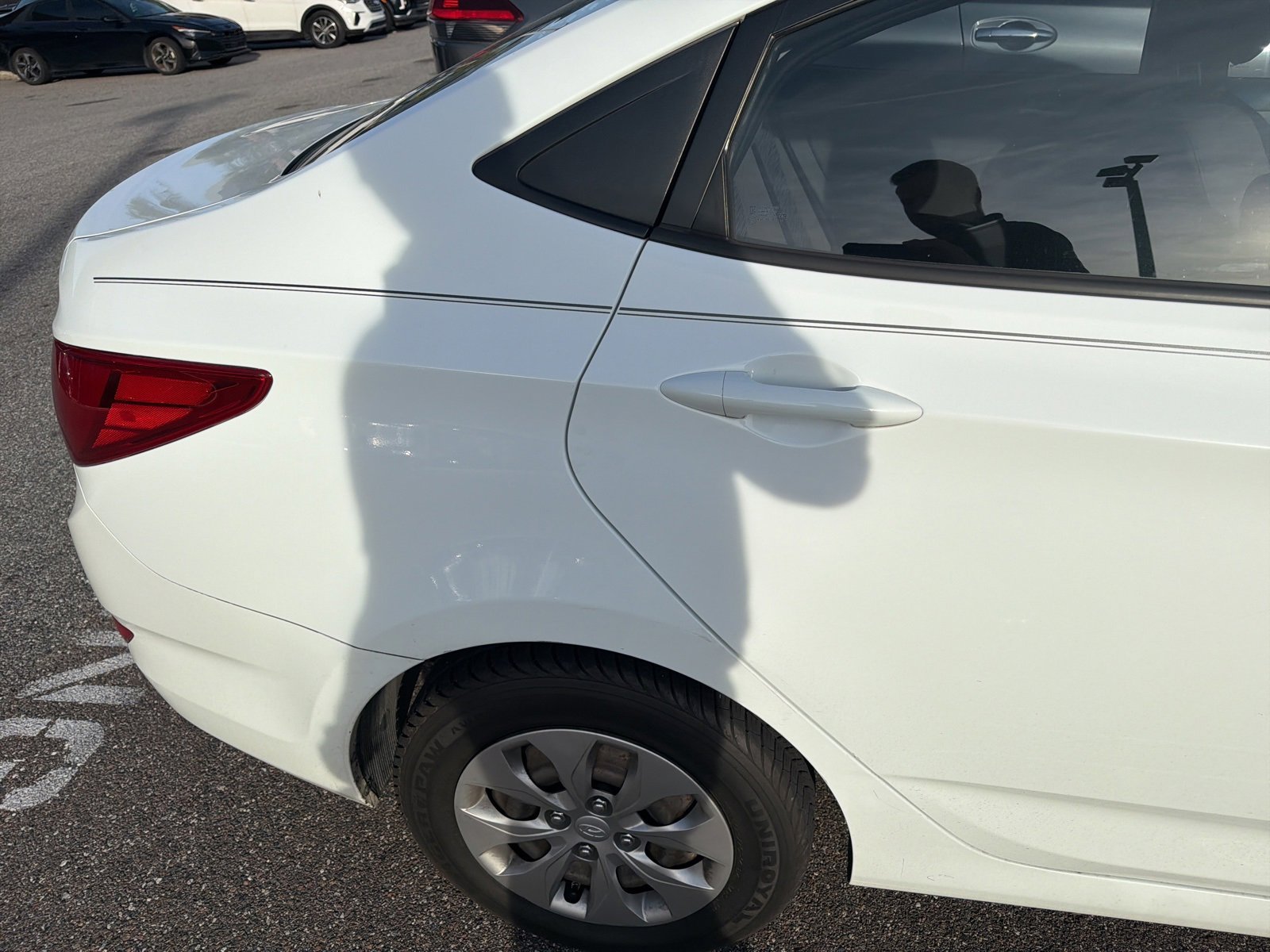 Used 2016 Hyundai Accent SE w/ Option Group 02 image 9