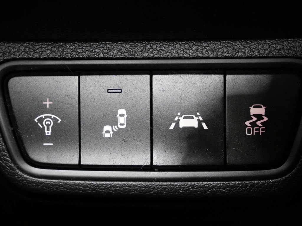 Used 2020 Kia Forte GT-Line w/ GT-Line Premium Package FWD image 13