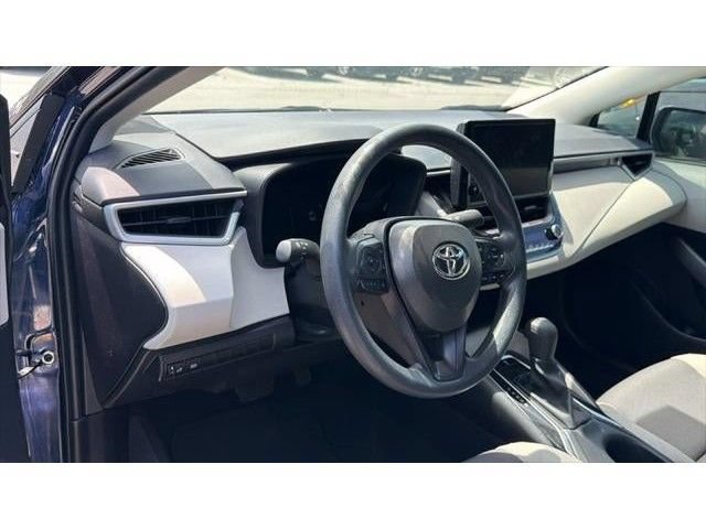 Used 2026 Toyota Corolla LE FWD image 10