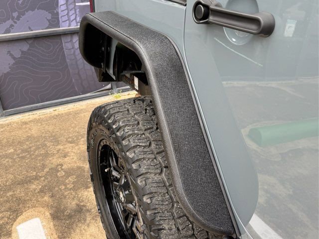 Used 2014 Jeep Wrangler Unlimited Sport w/ Connectivity Group image 12