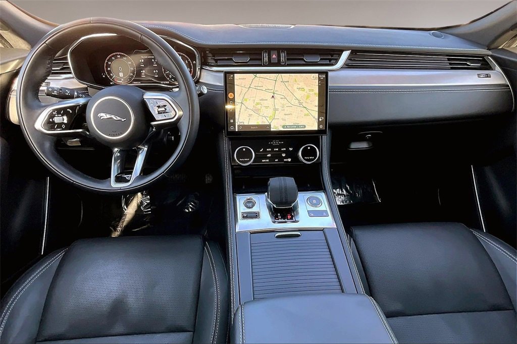 Used 2024 Jaguar F-PACE R-Dynamic S image 7