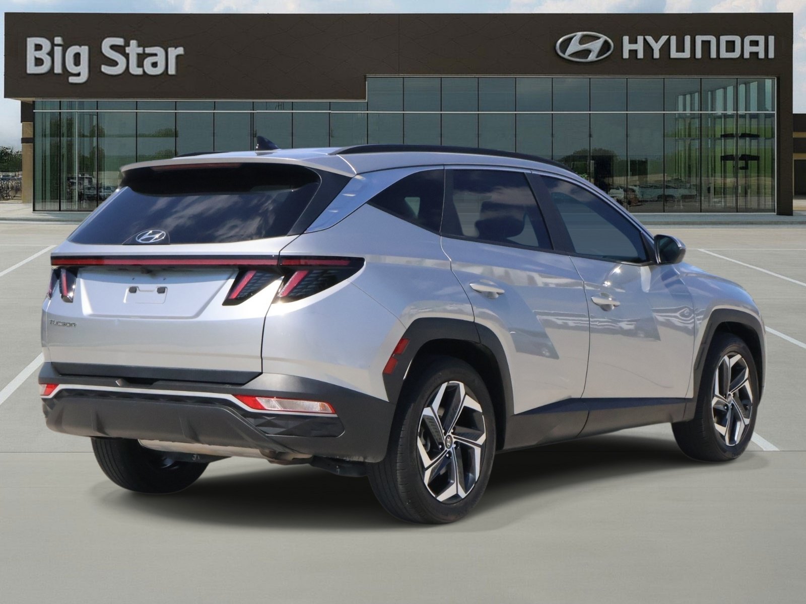 Used 2023 Hyundai Tucson SEL w/ Convenience Package FWD image 4