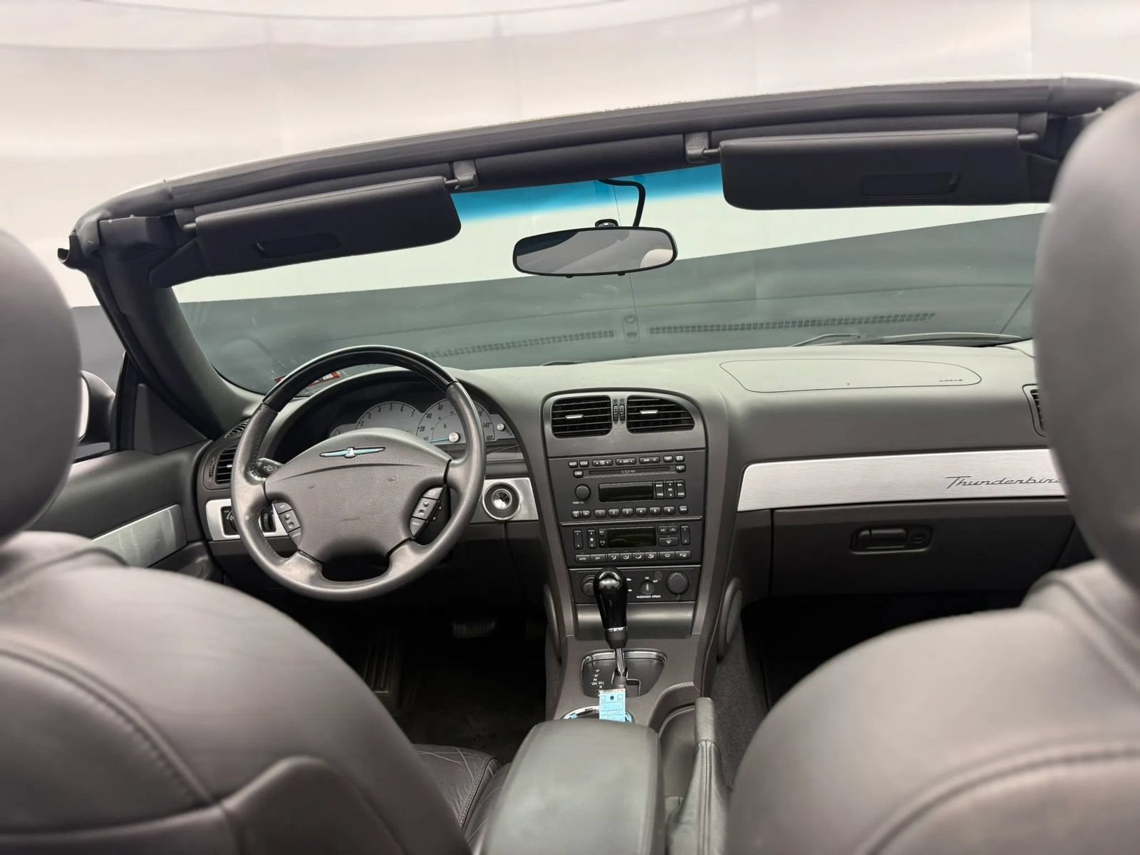 Used 2002 Ford Thunderbird RWD image 10