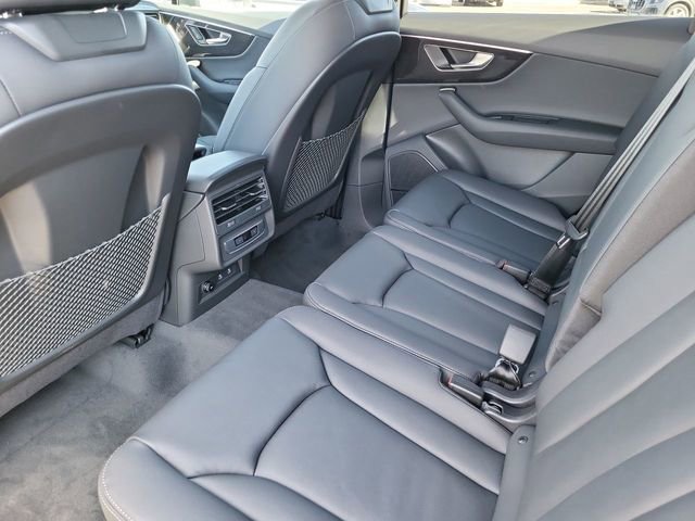 New 2026 Audi Q7 2.0T Premium image 13