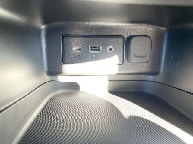 Used 2023 Chevrolet Equinox RS image 22