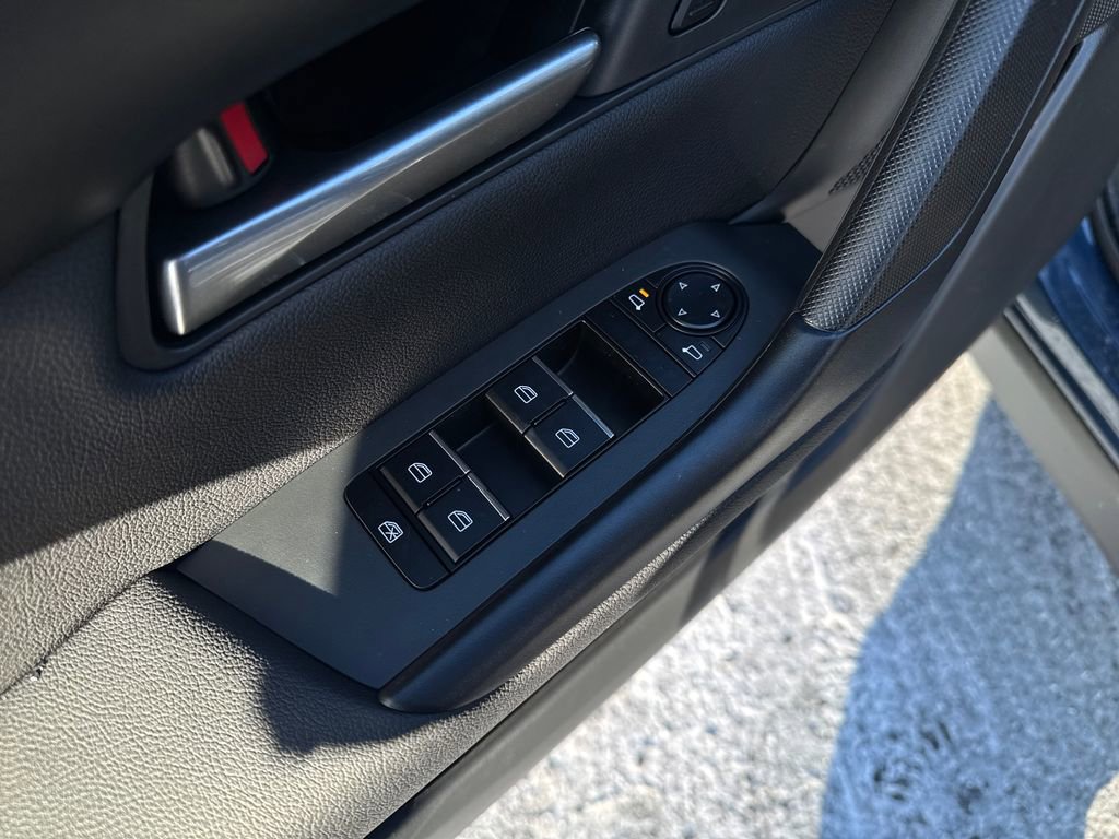 New 2026 MAZDA CX-50 AWD 2.5 Hybrid w/ Premium Pkg image 24