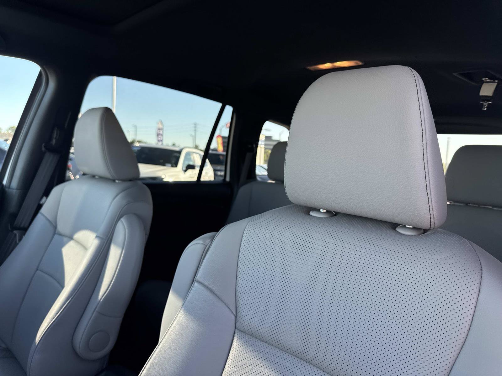 Used 2023 Honda Passport EX-L image 24