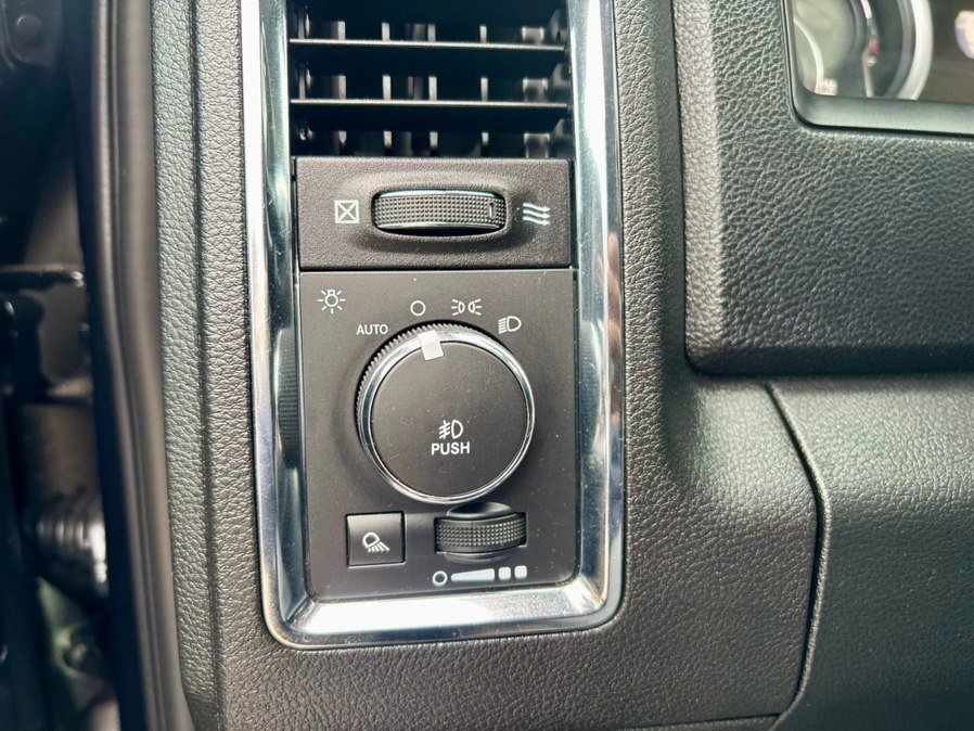 Used 2016 RAM 1500 Laramie w/ Protection Group image 23