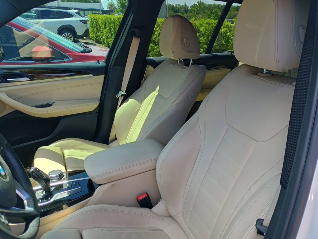 Used 2019 BMW X3 sDrive30i w/ Premium Package image 4