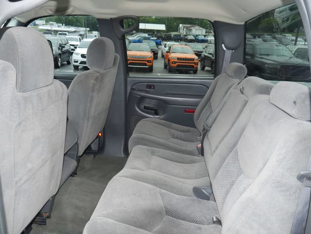 Used 2007 Chevrolet Silverado 2500 LT w/ Heavy-Duty Power Package AWD/4WD image 14