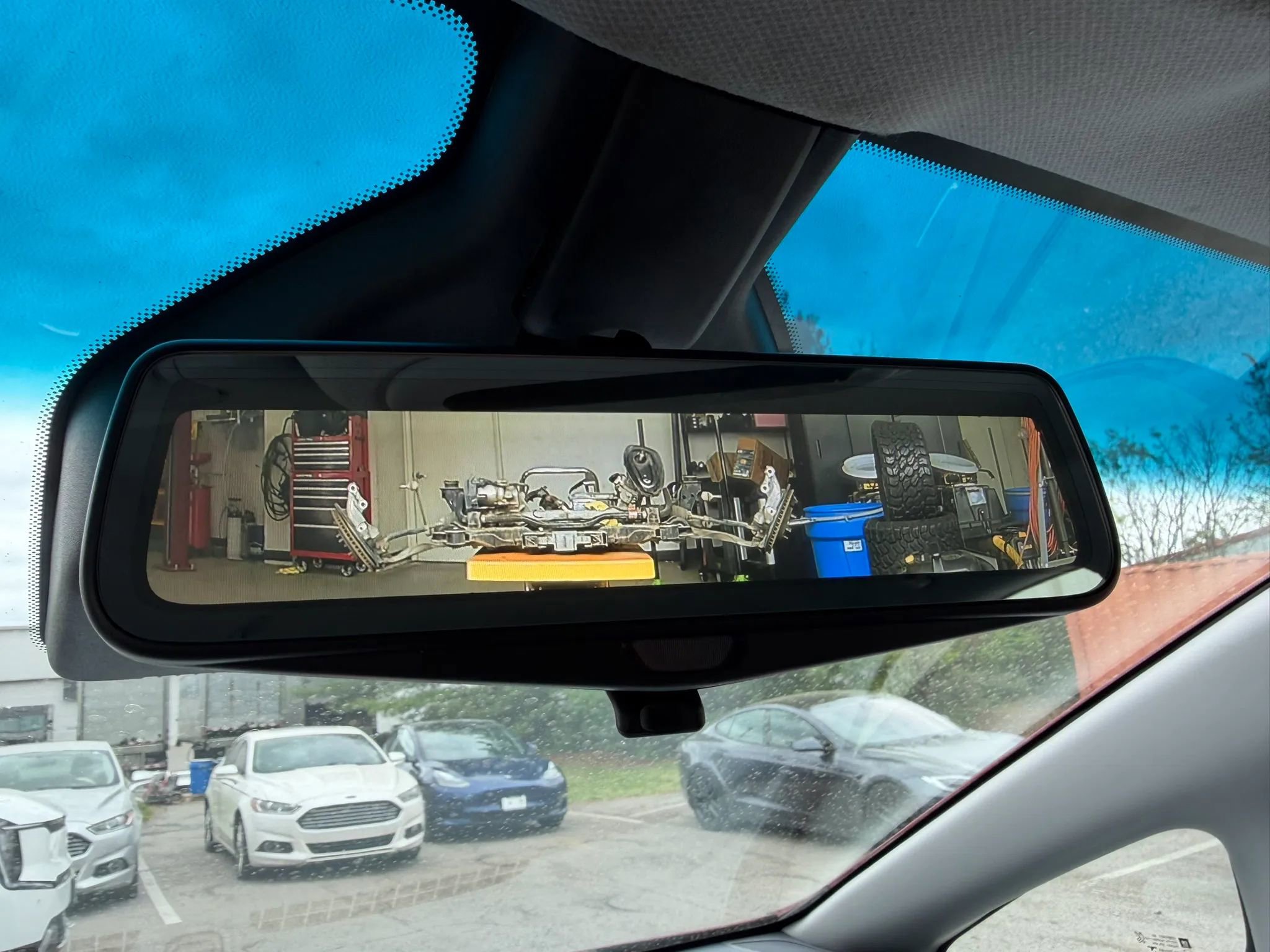 Used 2019 Chevrolet Bolt Premier w/ Infotainment Package image 28