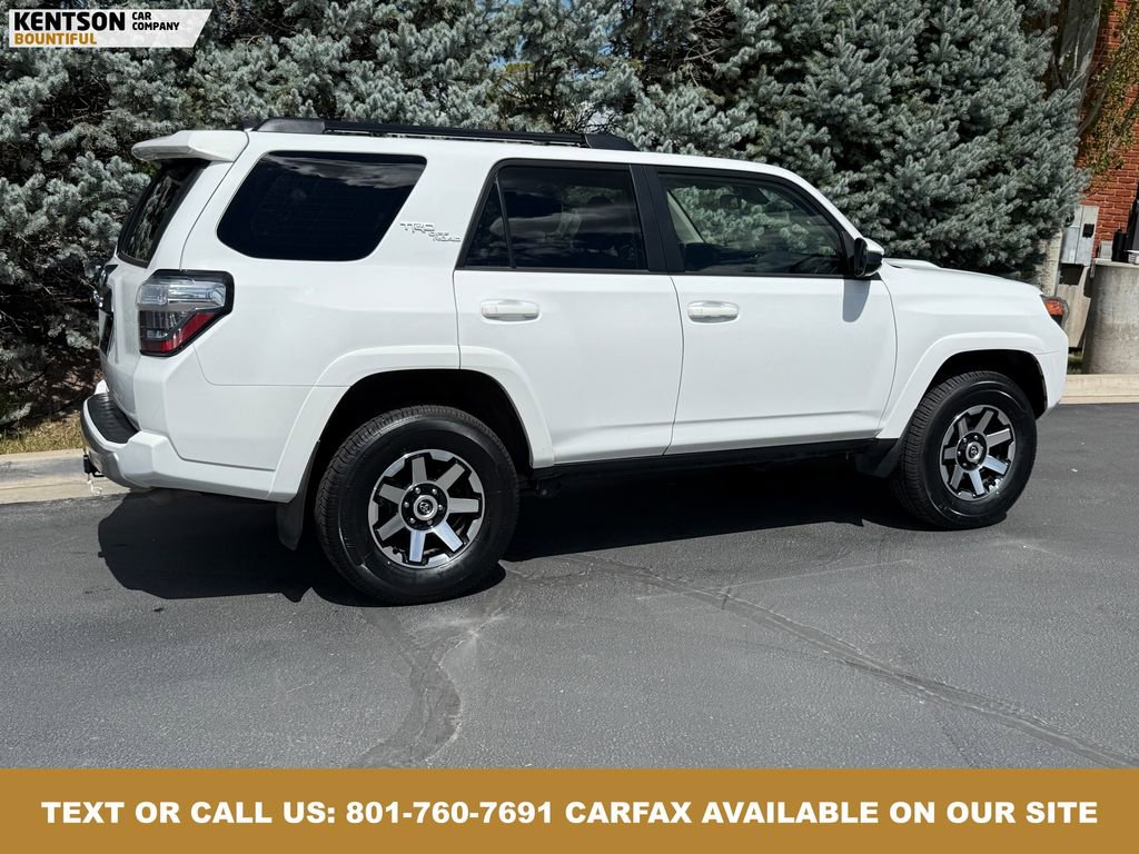 Used 2024 Toyota 4Runner TRD Off-Road image 9