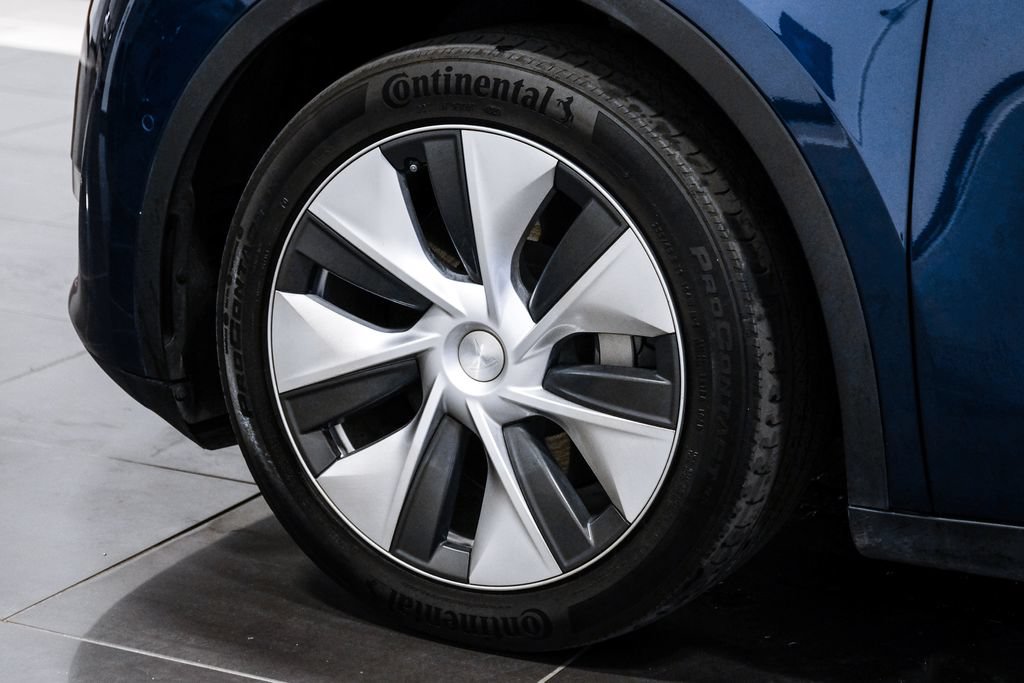 Used 2021 Tesla Model Y Long Range AWD/4WD image 59