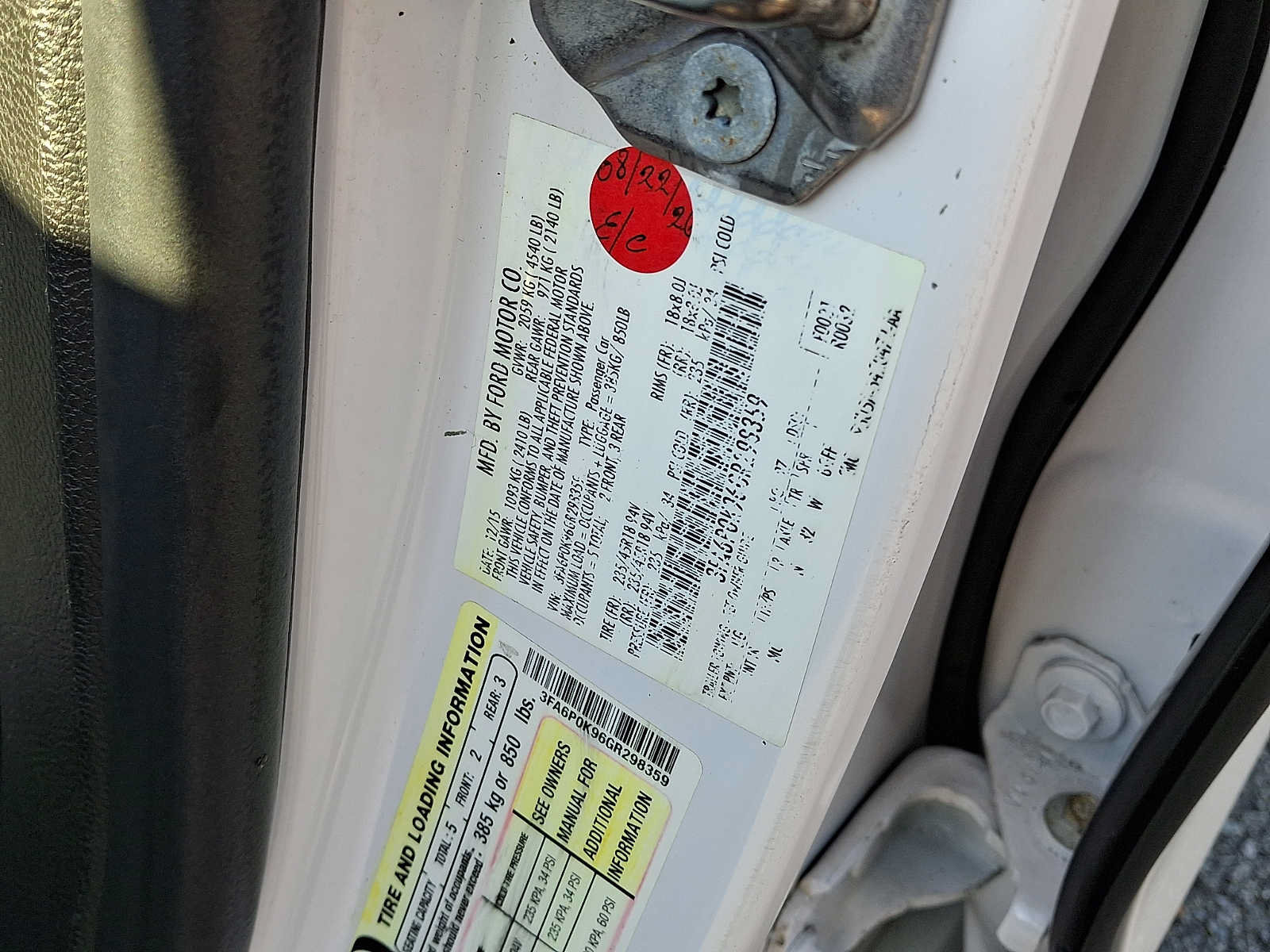 Used 2016 Ford Fusion Titanium FWD image 27