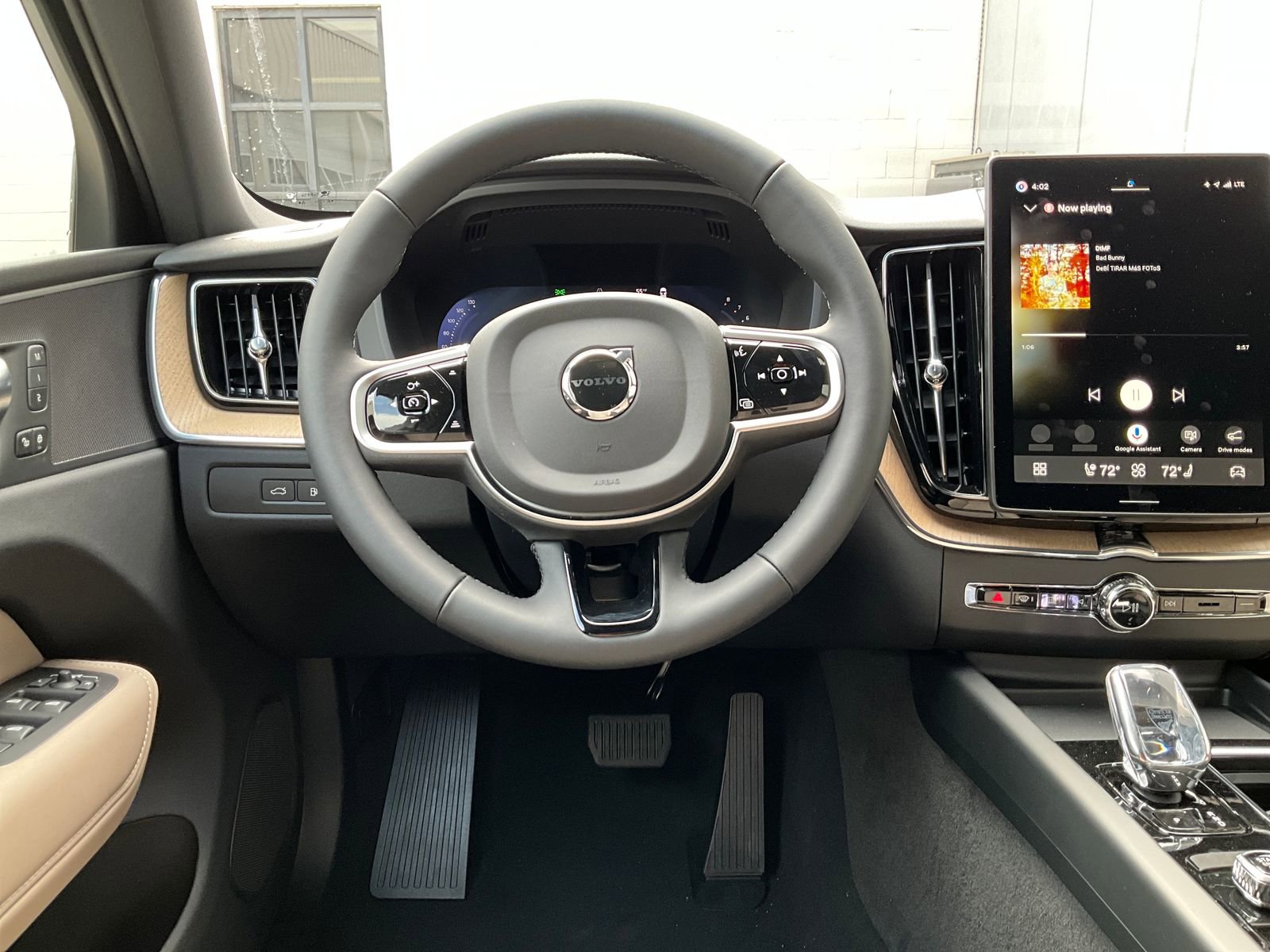 New 2026 Volvo XC60 T8 Plus w/ Climate Package AWD/4WD image 14