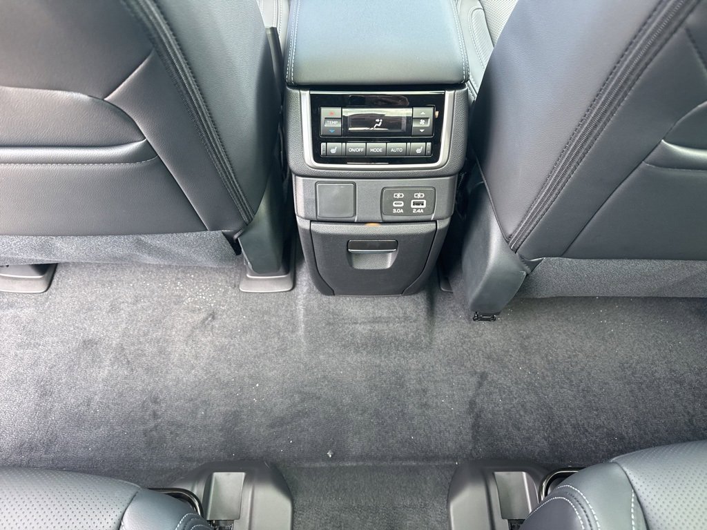 New 2025 Subaru Ascent Limited image 27