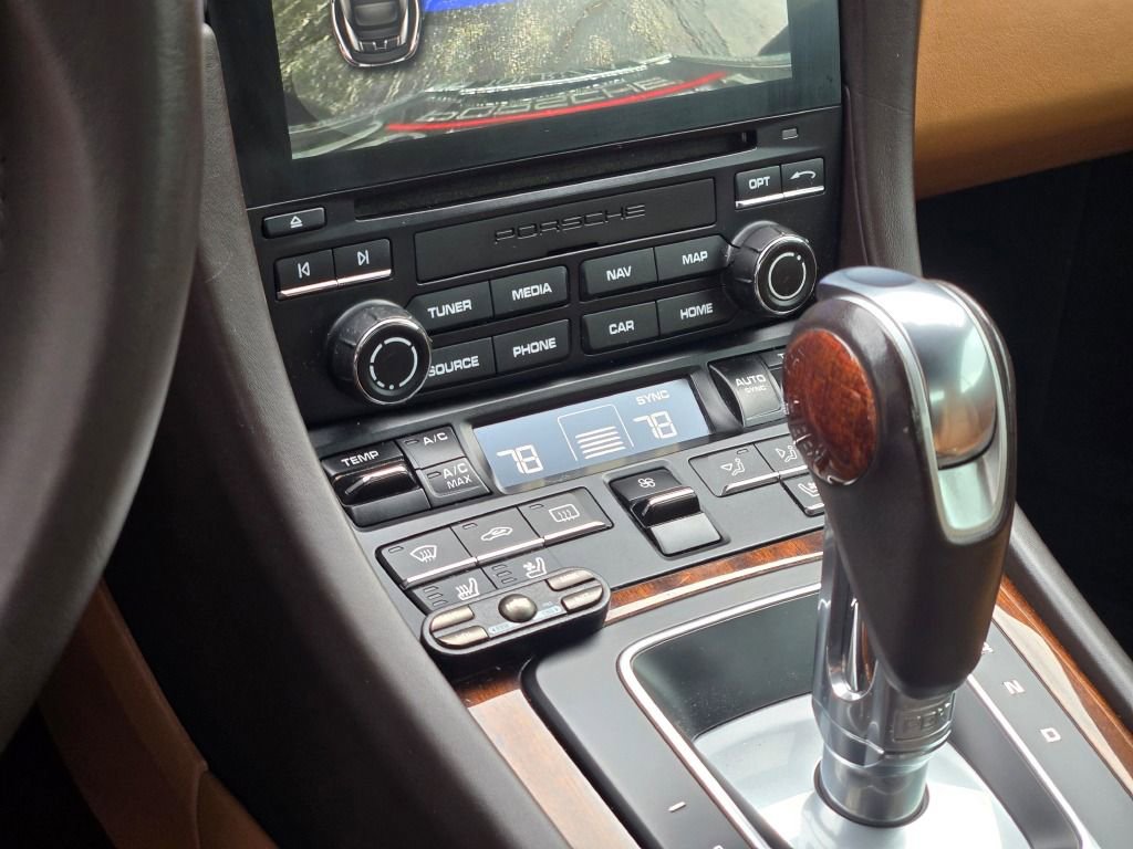 Certified 2017 Porsche 911 Turbo image 22