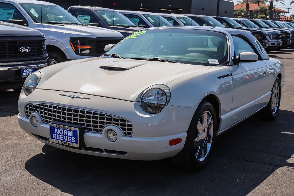 Used 2002 Ford Thunderbird RWD image 3