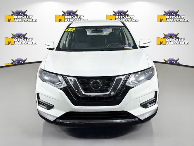 Used 2018 Nissan Rogue S FWD image 2
