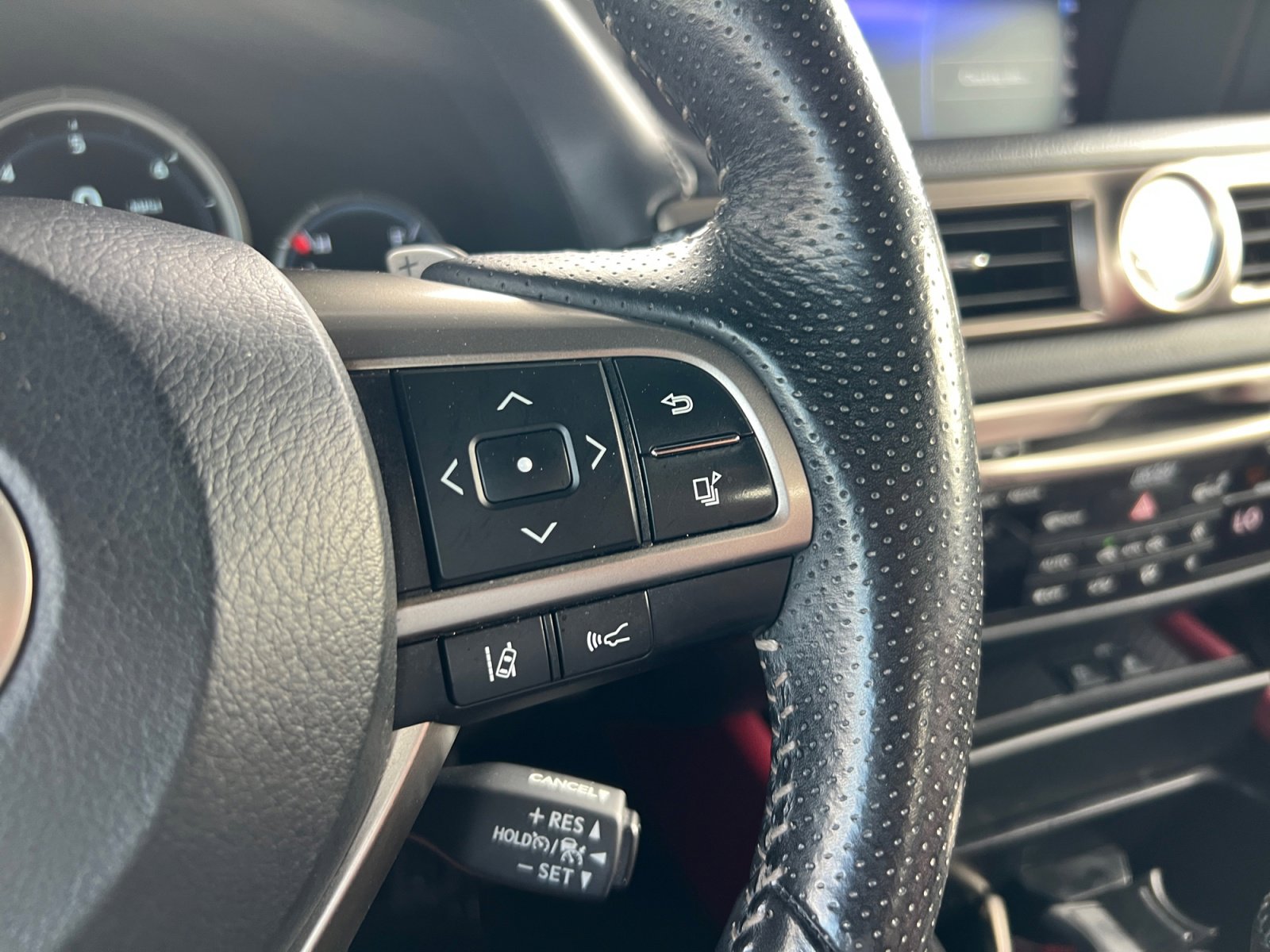 Used 2018 Lexus GS 350 F Sport image 16