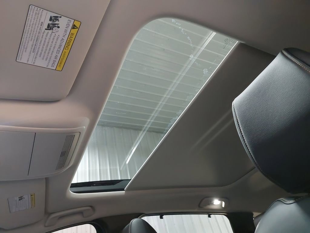 Used 2024 MAZDA CX-90 Plug-In Hybrid w/ Premium Pkg image 34