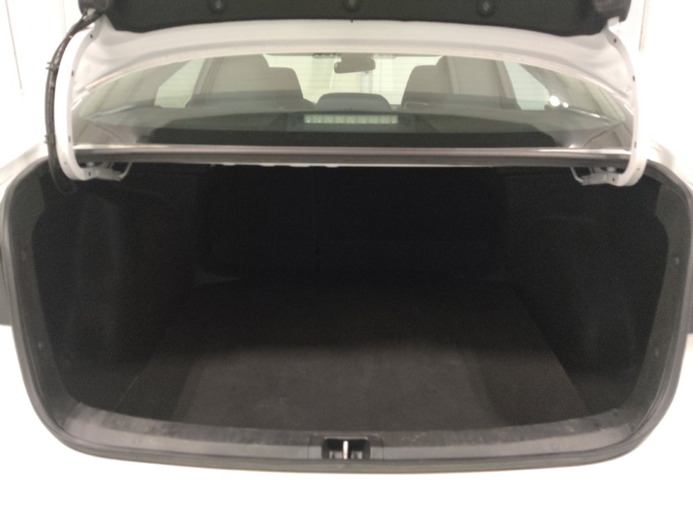 Used 2022 Toyota Corolla LE FWD image 29