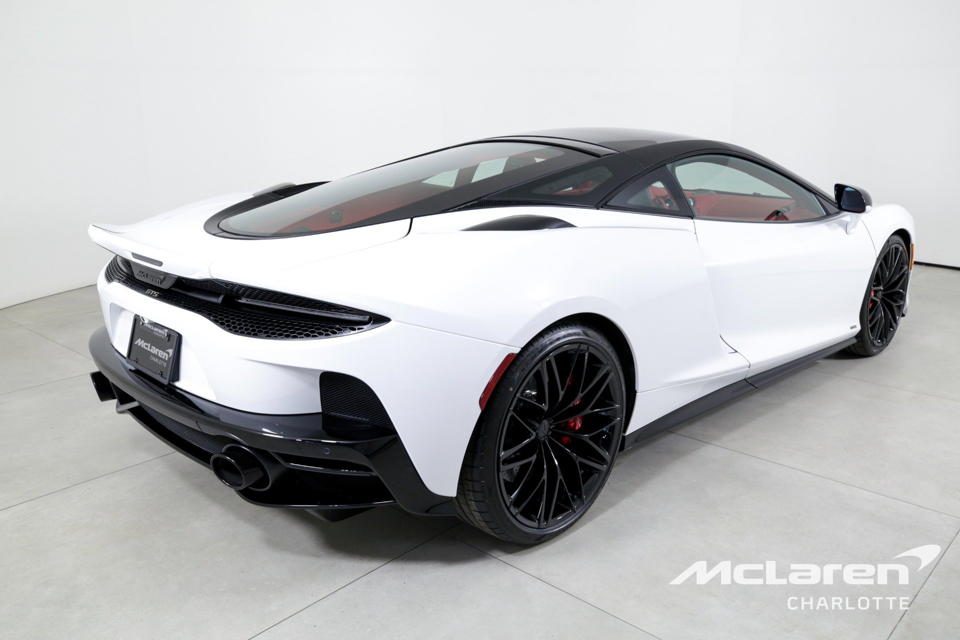 New 2025 McLaren GTS image 8