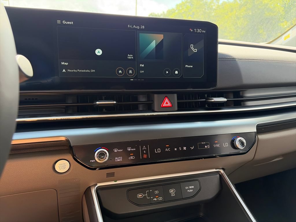 New 2027 Kia Carnival FWD image 18