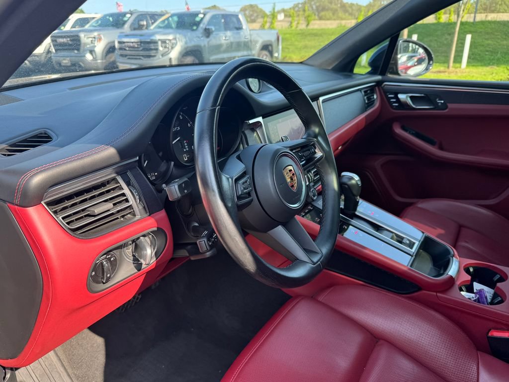 Used 2023 Porsche Macan GTS AWD/4WD image 23