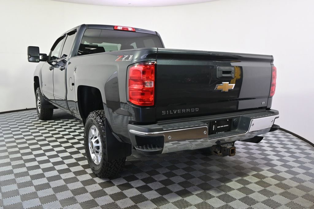 Used 2018 Chevrolet Silverado 2500 LT w/ LT Convenience Package AWD/4WD image 4