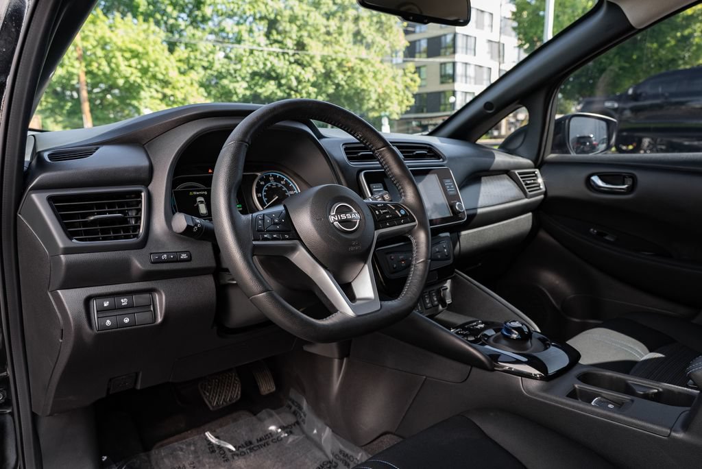 Used 2024 Nissan Leaf SV Plus FWD image 21