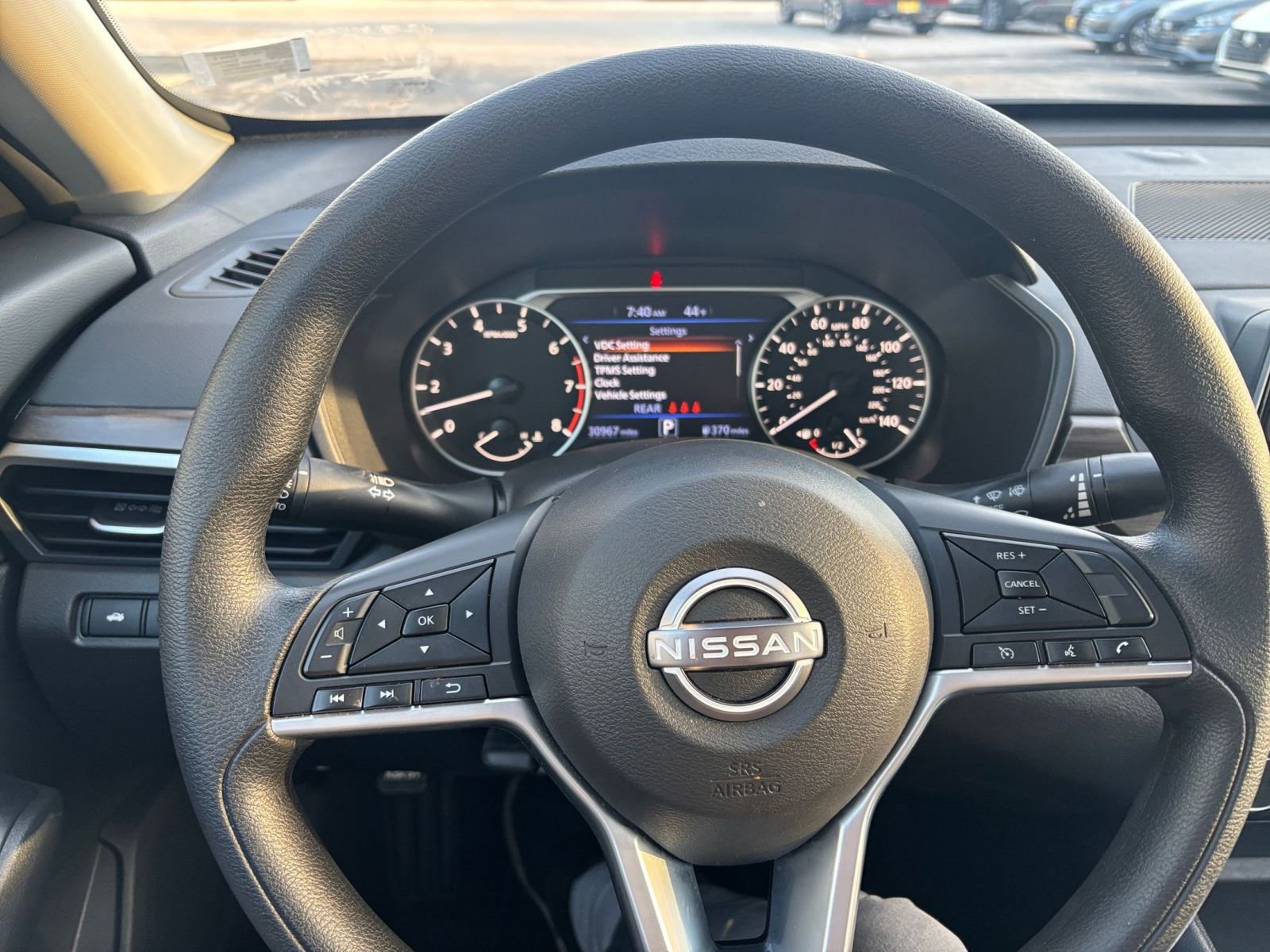 Used 2025 Nissan Altima 2.5 SV FWD image 33