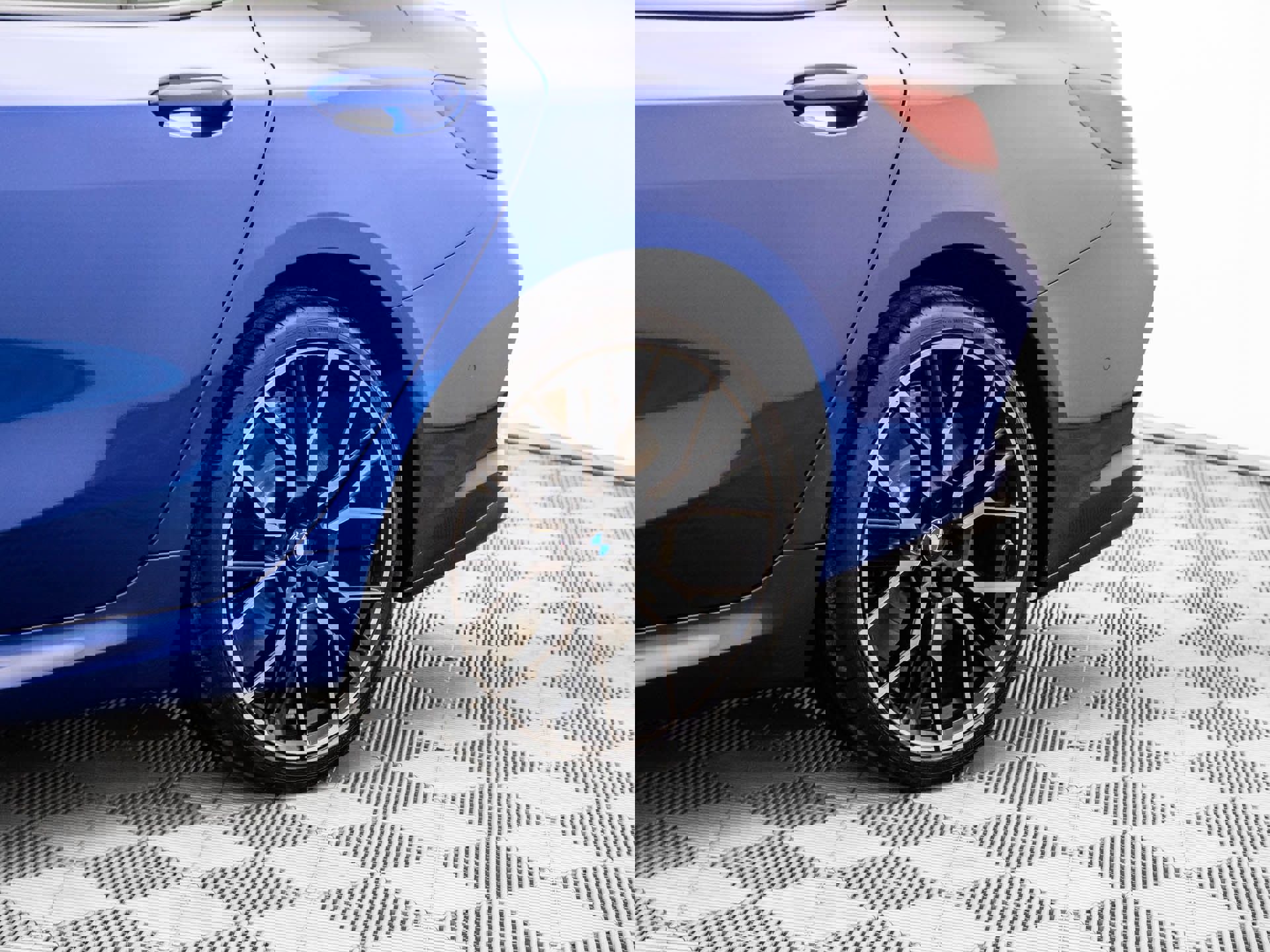 New 2026 BMW M850i xDrive w/ M Carbon Exterior Package image 36