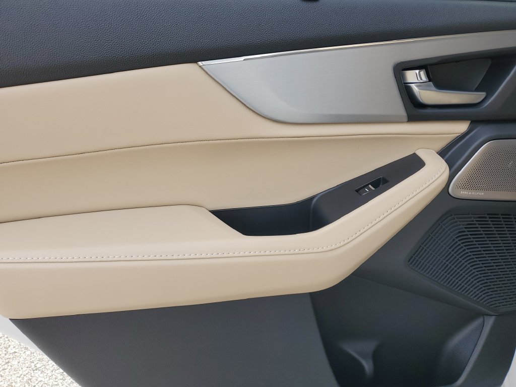 New 2026 Acura MDX w/ Technology Package FWD image 16