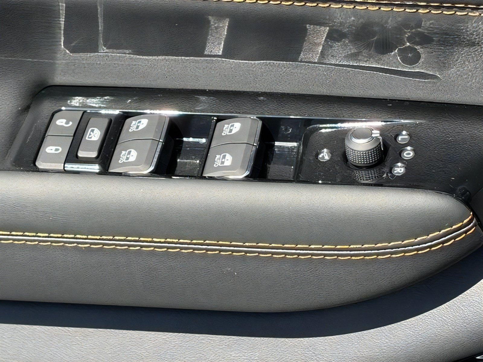 New 2026 Jeep Grand Wagoneer Summit AWD/4WD image 16
