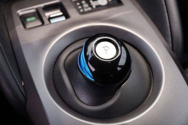 Used 2025 Nissan Leaf S FWD image 21