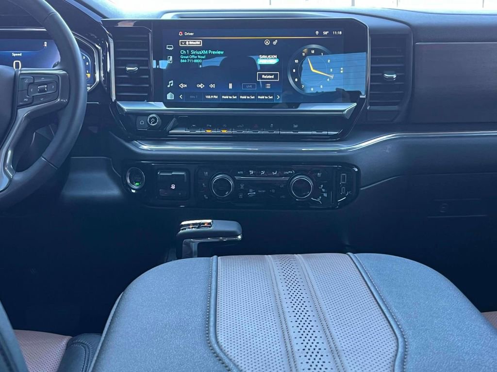 Certified 2023 Chevrolet Silverado 1500 High Country w/ Technology Package image 14