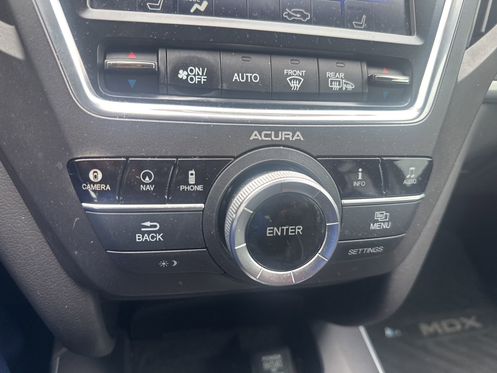 Used 2017 Acura MDX SH-AWD w/ Advance Package image 12