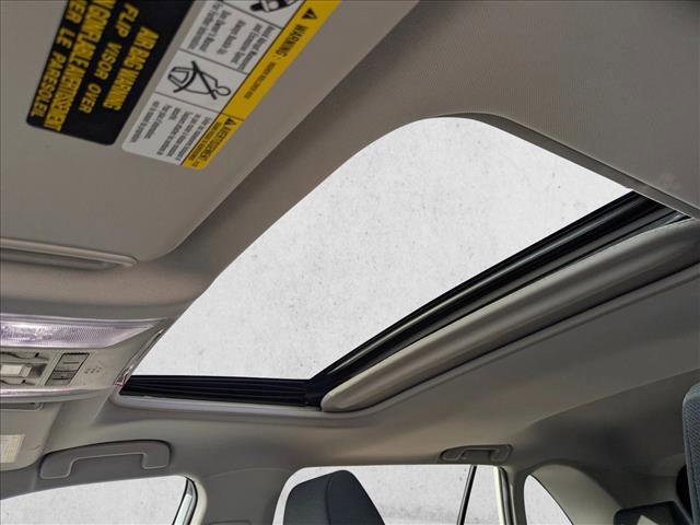 Used 2022 Toyota RAV4 XLE w/ Convenience Package image 12