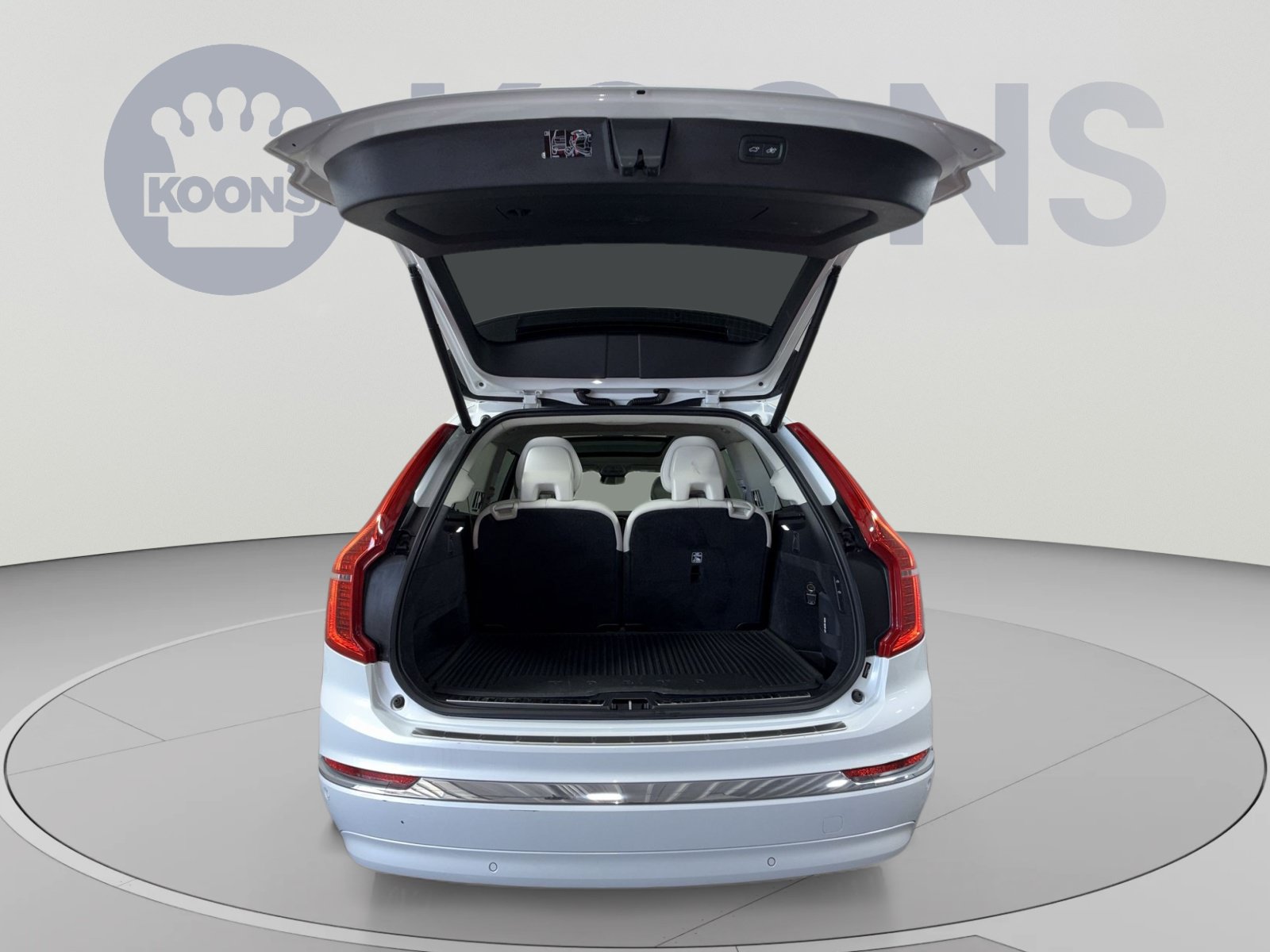 Used 2023 Volvo XC90 T8 Ultimate AWD/4WD image 26