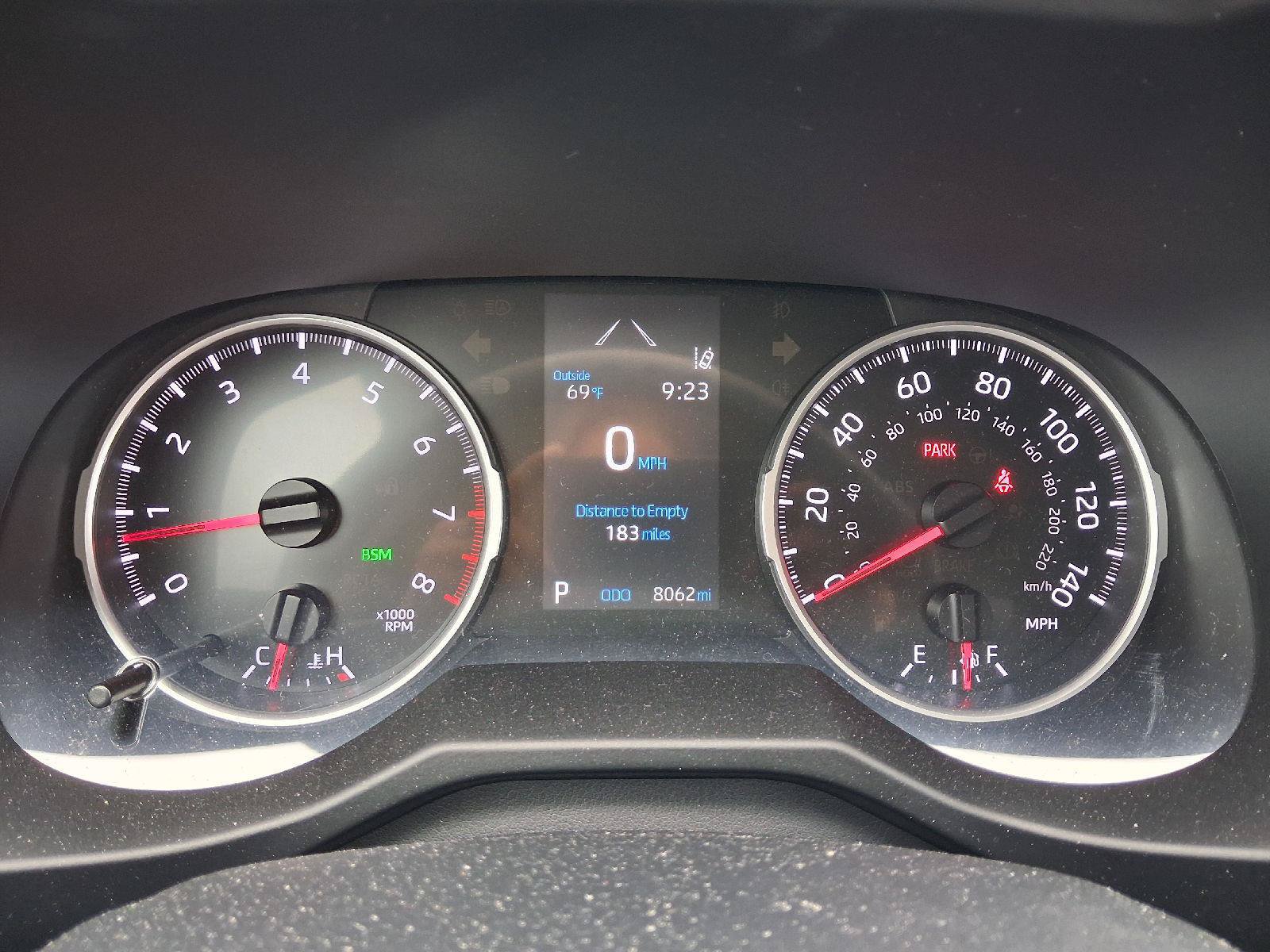Used 2020 Toyota RAV4 XLE w/ Convenience Package FWD image 38