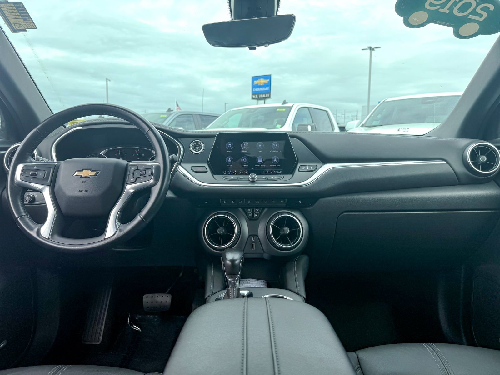 Used 2019 Chevrolet Blazer LT w/ Sound & Technology Package AWD/4WD image 27