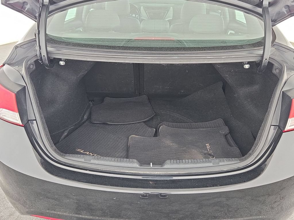 Used 2013 Hyundai Elantra Limited FWD image 28