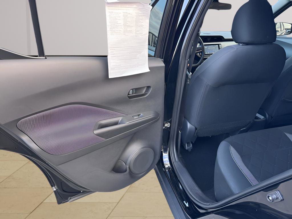 Used 2020 Nissan Kicks S image 15