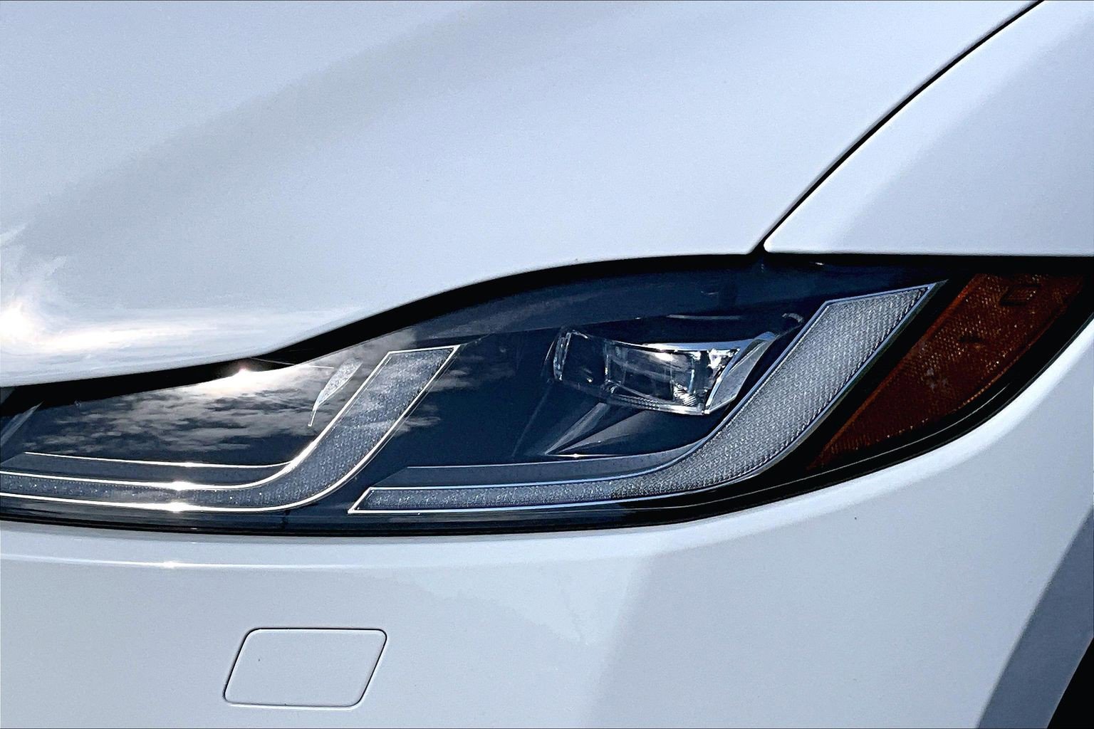 Used 2023 Jaguar F-PACE R-Dynamic S AWD/4WD image 30