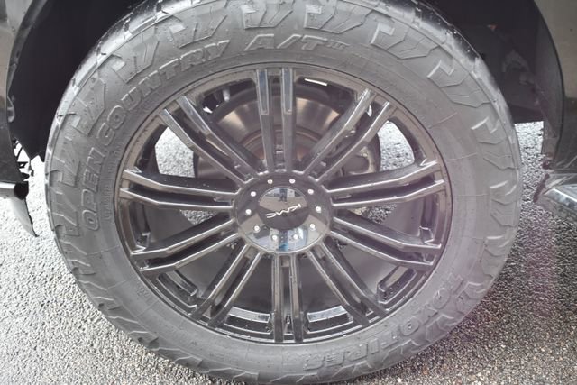 Used 2018 Ford Expedition Max XLT w/ Equipment Group 202A AWD/4WD image 62