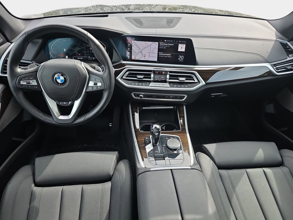Used 2021 BMW X5 xDrive40i w/ Premium Package image 10
