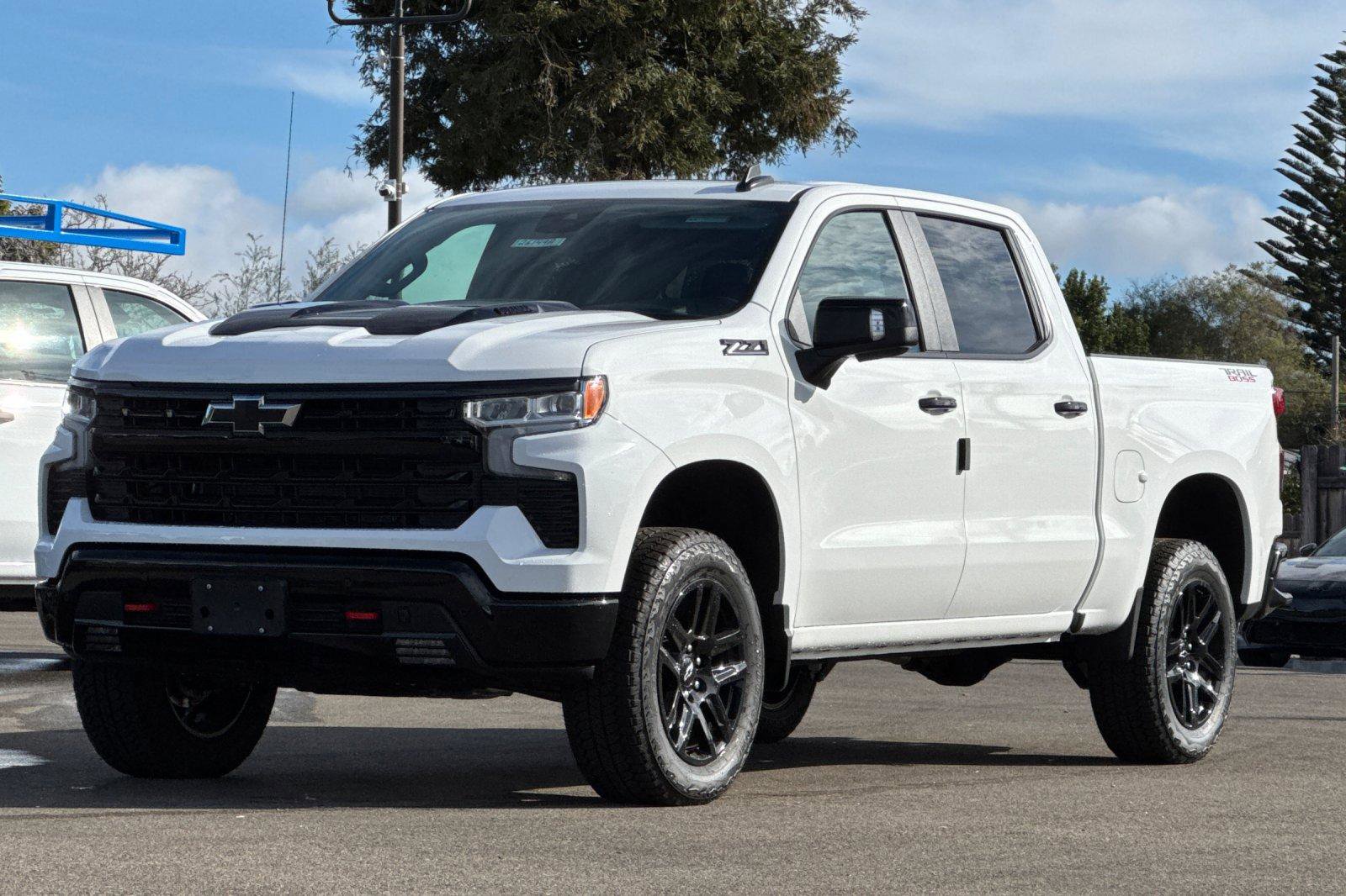 New 2026 Chevrolet Silverado 1500 LT Trail Boss w/ LT Trail Boss Premium Package AWD/4WD image 9